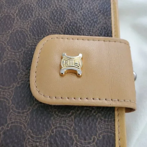 Vintage Celine Triomphe Compact Waller Cardholders - Picture 9 of 13